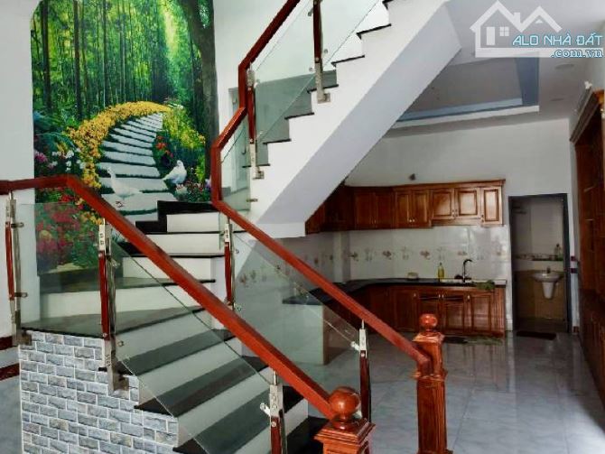 🏡 Nhà đẹp gần MT Nguyễn Ảnh Thủ - Hẻm 6m - Ô tô vào nhà - 2