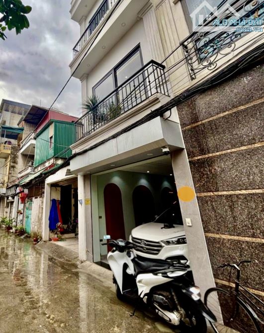 Cần Bán Gấp Nhà Ngọc Thuỵ 50m2-hơn 11 tỷ-GARA Ô TÔ-Ô TÔ TRÁNH-DÂN XÂY-FULL NỘI THẤT - 3