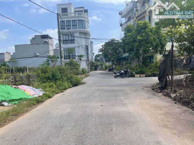 Chính chủ cần bán 79,5m đất đấu giá X3 khu Đồng Phan tổ 16 phường Thạch Bàn - 3