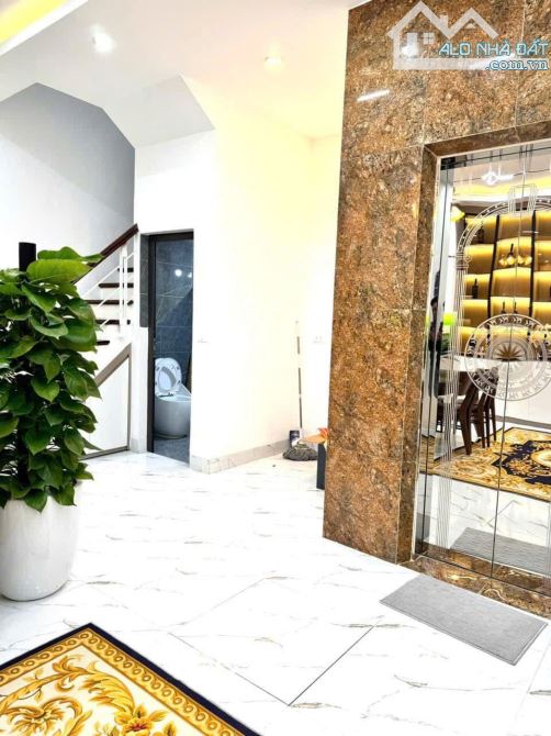 Bán nhà Hoàng Quốc Việt 52m ô tô tránh, vỉa hè kinh doanh - 3