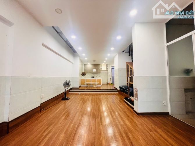 Bán nhà Quang Trung, phường 10, Gò Vấp, hẻm 6m, ngang 6m, 105m2, 3 tầng, giá 12.3 tỷ - 3
