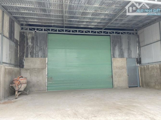 Nhà kho đường đan lộ ấp 8, xã Lương Hòa, Bến Lức, Long An dt 582 m2 giá 5 tỷ - 3