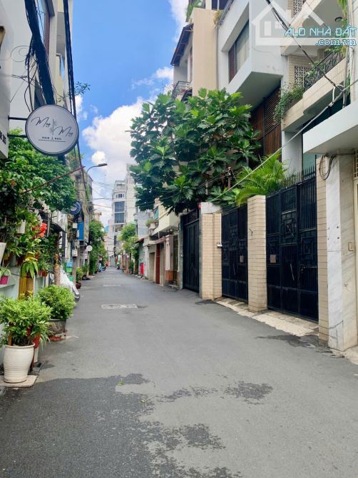 BÁN NHÀ CẤP 4, HXH 345 TRẦN HƯNG ĐẠO, P. Cầu kho , Quận 1.DT;4X19, GIÁ:18 TỶ - 3