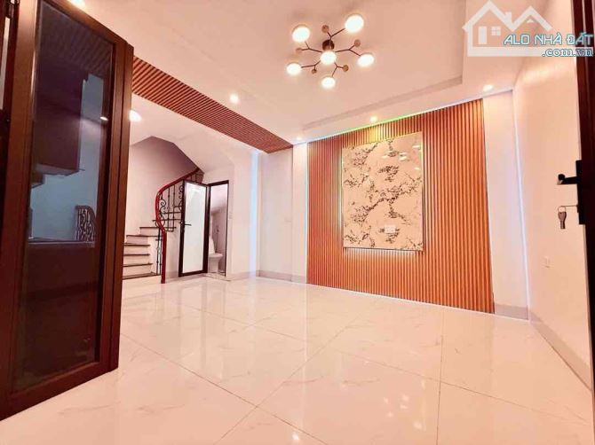 Nhà phố Kim Hoa, mặt tiền rộng 6.4m, 4 tầng đẹp, giá chỉ 6.9 tỷ – Trung tâm Đống Đa - 3