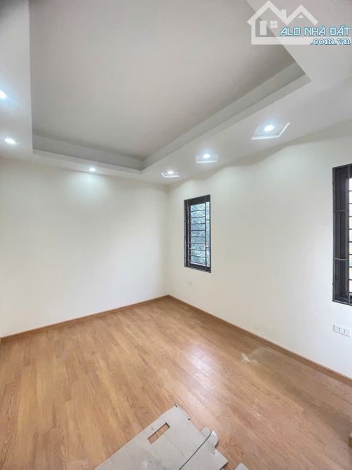 XUÂN PHƯƠNG-LÔ GÓC 2 THOÁNG-Ô TÔ ĐỖ CỬA-KINH DOANH NHỎ-SÁT ĐƯỜNG 70-33MX6T-MT4,5M 6.X T - 3
