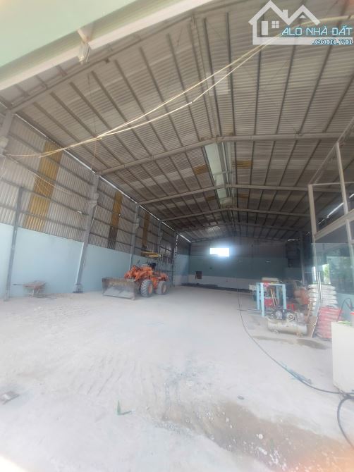Cần cho thuê kho 800m2, ngay vòng xoay phú hữu quận 9, giá 120tr/ tháng - 3