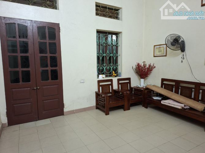 BÁN NHÀ 2 TẦNG ĐẶNG XÁ DT 115M2 CHỈ 7.X TỶ OTO VÀO ĐẤT GẦN TRƯỜNG CHỢ - 3