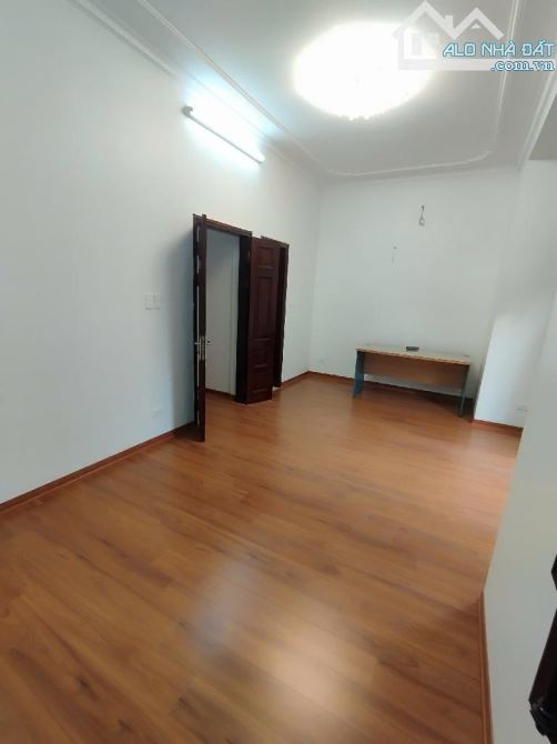 BÁN NHÀ ĐẸP NHƯ BIỆT PHỦ – KĐT ĐẠI KIM – 120M² – MẶT TIỀN 9M – Ô TÔ TRÁNH – GẦN VƯỜN HOA - 3