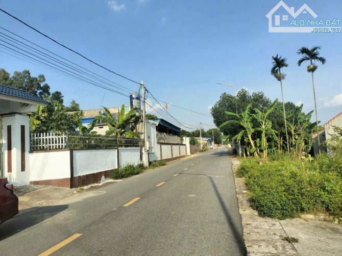 📣📣📣Duy nhất một lô mặt đường nhựa rộng như sân bay tại phường lưu kiếm.TN - 3