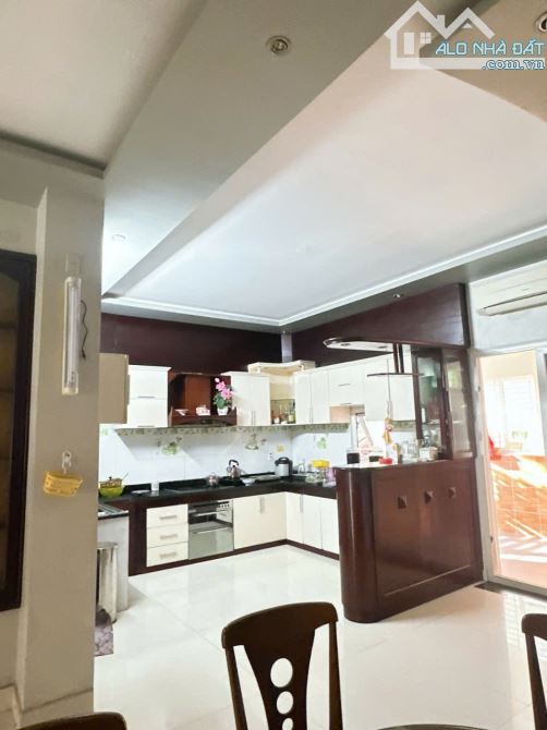 Chỉ 15,x TỶ: BÁN BIỆT THỰ 2 MẶT TIỀN ĐÀ NẴNG - Ngay NGÃ TƯ gần NGÔ QUYỀN: 8 x 20m - 3 TẦNG - 3
