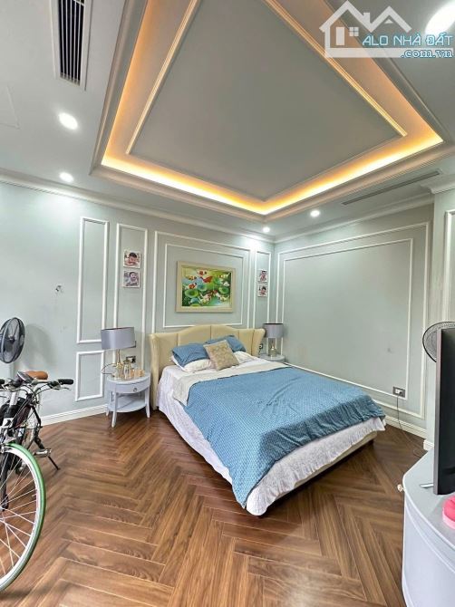 🏠Bán nhà Cầu Giấy, 55m2 - Mt 4M - ngõ thông kinh doanh, Có Ô Tô Phải Mua Căn Này❗️ - 3