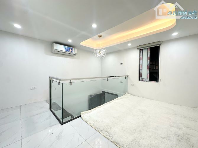 Cho Thuê CCMN 323 Xuân Đỉnh Bắc Từ Liêm 25m2 Gác Xép Cửa Sổ Thang Máy Full Nội Thất - 3