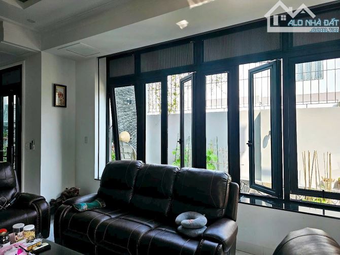 Bán biệt 3L thự mới -siêu đẹp thuộc kdc Bửu Long, gần Song Ngữ Lac Hồng. Giá 15tỷ TL. - 4