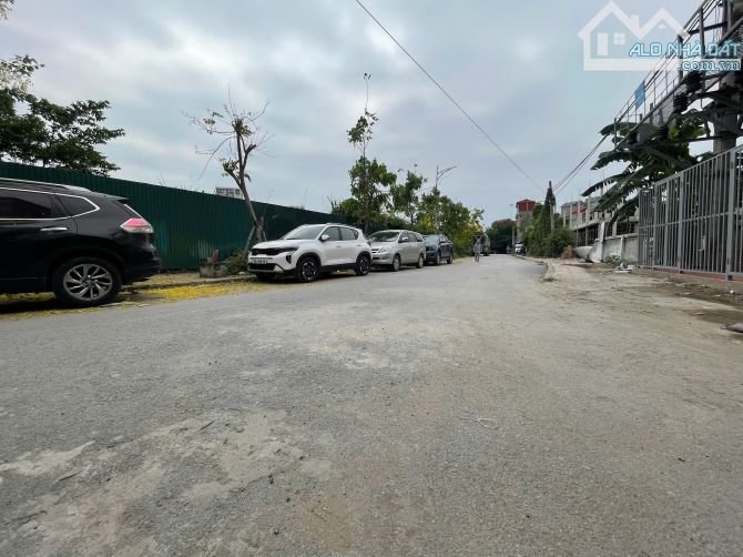 XUÂN PHƯƠNG-LÔ GÓC 2 THOÁNG-Ô TÔ ĐỖ CỬA-KINH DOANH NHỎ-SÁT ĐƯỜNG 70-33MX6T-MT4,5M 6.X T - 4