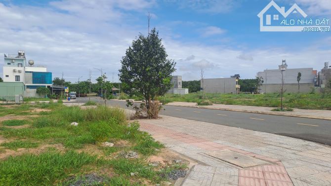Bán đất "LÔ GÓC" đối diện công viên nằm trong khu dân cư sân bay Long Thành Đồng Nai. - 4