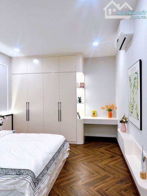 Bán nhà KĐT Louis City Đại Mỗ ô tô vỉa hè rộng kinh doanh đẹp DT 111M 5T MT 6M giá 30,5 tỷ - 4