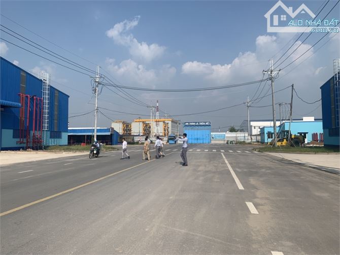 XT9669 nhà xưởng SX theo QD KCN, đầy đủ hệ thống XLNT. xưởng trống giao liền - 4