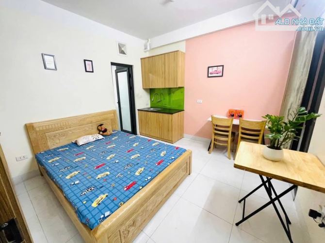Chỉ 9.8 tỷ - Phố Giáp Nhất - Tổng 10 phòng cho thuê - 52m2 - 4