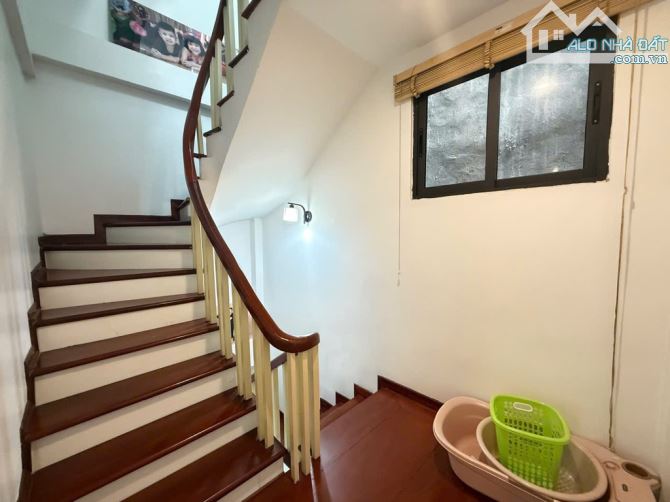 Bán nhà Kim Đồng – 40m² - 6 tầng – MT 3.8m – Giá 13.6 tỷ – Ô tô tải đỗ cửa – Kinh doanh - 4