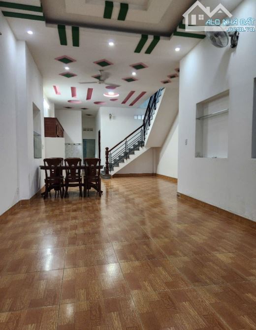 💒Hồ Học Lãm ,An Lạc,Bình Tân. DT 5x20, 2 tầng. Giá 6,6 tỷ TL.  NHÀ MỚI Ở NGAY HẺM 8M - 5
