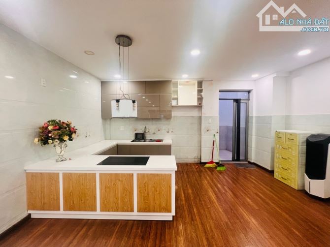 Bán nhà Quang Trung, phường 10, Gò Vấp, hẻm 6m, ngang 6m, 105m2, 3 tầng, giá 12.3 tỷ - 5