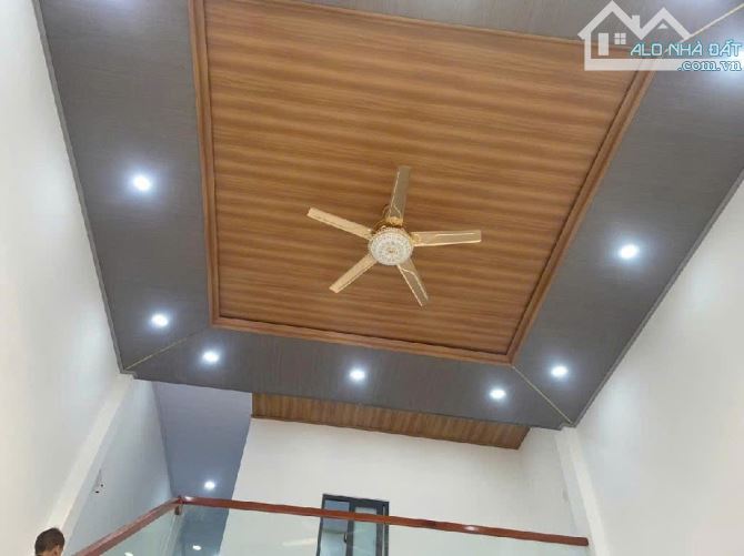 Nhà 2 tầng đường LÊ VĂN KHƯƠNG, phường HIỆP THÀNH, Q12, dt 86m2 (5mx17m) Đường 10m 💵 5,8T - 5