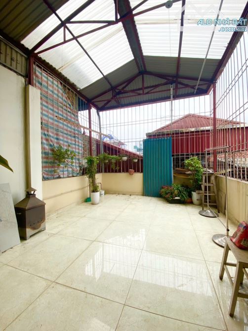 Siêu phẩm Nguyễn Viết Xuân nhà đẹp ở ngay,tặng full nội thất xịn xò 40mx5t chỉ nhỉnh 9 tỷ - 5