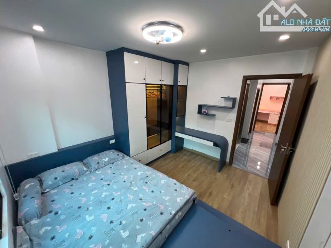 PHỐ VIP NGỌC THỤY 8 TỶ-45m-4 TẦNG -4MT THANG MÁY - NỘI THẤT XỊN XÒ - 5