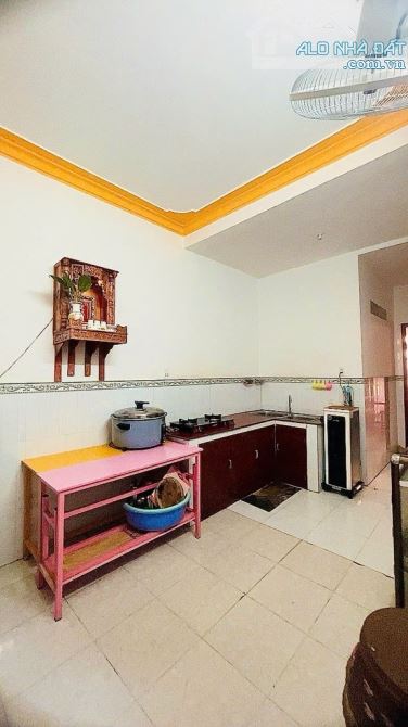 Nhà 3 tầng Mặt tiền đường TÂN CHÁNH HIỆP 26, phường TCH, Q12, dt 90m2 (5,9mx15m), 8,5Tỷ - 5