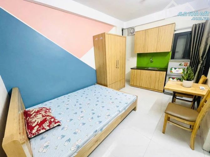 Chỉ 9.8 tỷ - Phố Giáp Nhất - Tổng 10 phòng cho thuê - 52m2 - 5