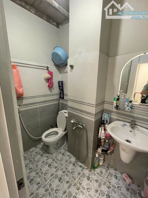 NHÀ 3 TẦNG – GẦN MẶT TIỀN HUỲNH TẤN PHÁT QUẬN 7– 70M2 – CHỈ 5 TỶ  🔥 - 5