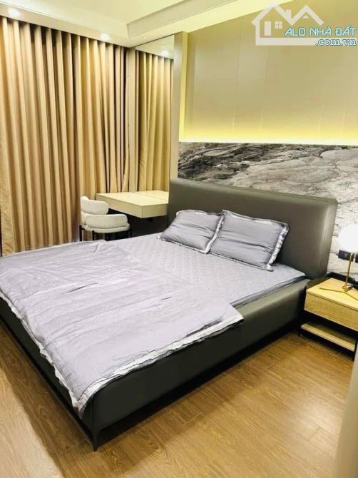PHÂN LÔ VĨNH PHÚC, 6 TẦNG THANG MÁY OTO TRÁNH VỈA HÈ KINH DOANH, 52m MT 4m 22 Tỷ - 6