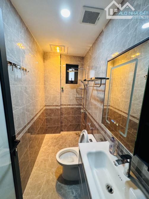 Bán nhà Mễ Trì Hạ, mặt ngõ thông ô tô, 55 m2, 5 tầng, gần chợ, gần bãi gửi xe, giá 18.8 tỷ - 7