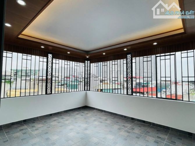 NHỈNH 26 TỶ, TOÀ NHÀ VĂN PHÒNG MẶT PHỐ NGUYỄN ĐỔNG CHI, DT 56M, 8 TẦNG, MT 5M - 7