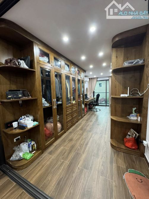 Nhà mới đẹp ở ngay Cầu Giấy Sổ vuông 54m, 8 tầng MT5m Giá 23 tỷ Ô tô đỗ cửa Đầu tư cực tốt - 8