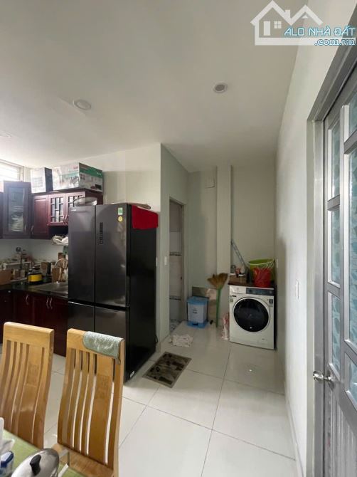 NHÀ 3 TẦNG – GẦN MẶT TIỀN HUỲNH TẤN PHÁT QUẬN 7– 70M2 – CHỈ 5 TỶ  🔥 - 9
