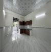 Nhà Mặt Tiền Ngay Chợ 4,3 x 28m. Vừa Ở Vừa Kinh Doanh . Sổ Hồng Riêng Còn Bớt