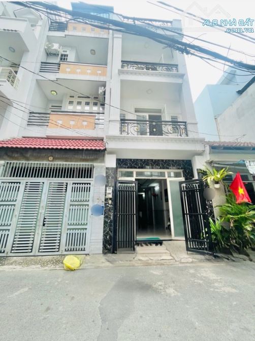 NHÀ TÂN PHÚ,TÂN HƯƠNG 4 TẦNG,HẺM NHỰA 8M,NGAY CHỢ TÂN HƯƠNG,GẦN AEON ,61M2(4X15),4PN