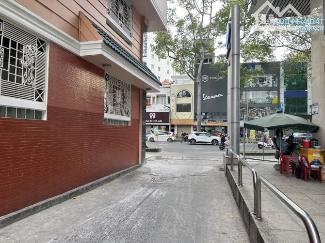 HXH Trần Hưng Đạo, 4 tầng, 76m2, tầm 15 tỷ, trung tâm Quận 1.