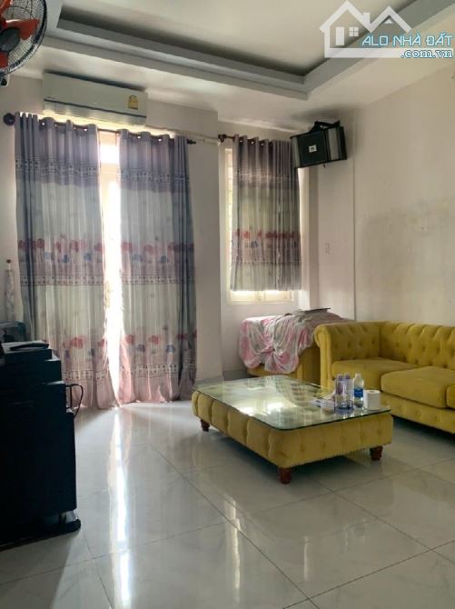 NHÀ ĐẸP Ở NGAY 4 TẦNG LUNG LINH - SỔ VUÔNG A4 - HẺM 7M XE TẢI VÔ TƯ GIÁ 7.99 TỶ TL
