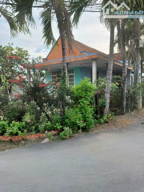 BÁN NHÀ ĐẤT 1070m2 MẶT TIỀN ĐỔNG THỊ THIỆM, NGAY TỈNH LỘ 8, CỦ CHI,  -  CHỈ  7.6  tỷ