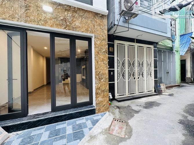 Bán nhà Võng thị thang máy dân xây view  hồ tây 50m 7 tầng 14.8tỷ