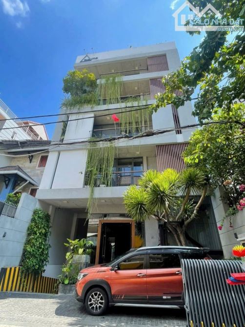 Bán Gấp Toà CHDV ngay Nguyễn Văn Trỗi - Hầm 8 Tầng- 120Triệu/1T - Giá 31Tỷ