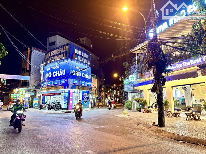 BÁN NHÀ KHUÔNG VIỆT – GẦN ĐẦM SEN – GIÁ TỐT – XE HƠI VÀO TẬN NHÀ