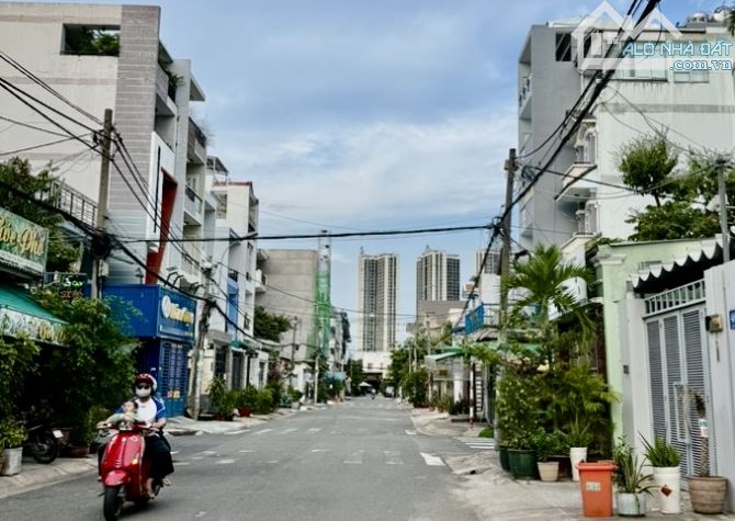 Bán lô đất đẹp Tân Quy quận 7, nhang 5m, xe hơi tới nơi, chỉ 6.5 tỷ
