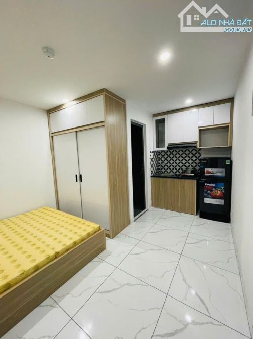Toà CCMN Mễ Trì 65m2 8T, mặt tiền 6.8m, ngõ nông gần phố, 13PKK, dòng tiền 80 triệu/ tháng