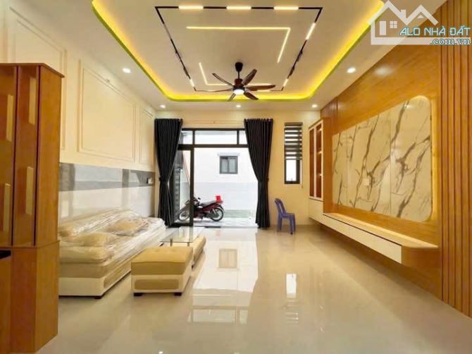 Bán nhà Mỹ Hạnh Bắc, gần chợ và ngã 3, cách TL9 vào 1 sẹc, 75m2 sổ riêng. Giá 1.48 tỷ