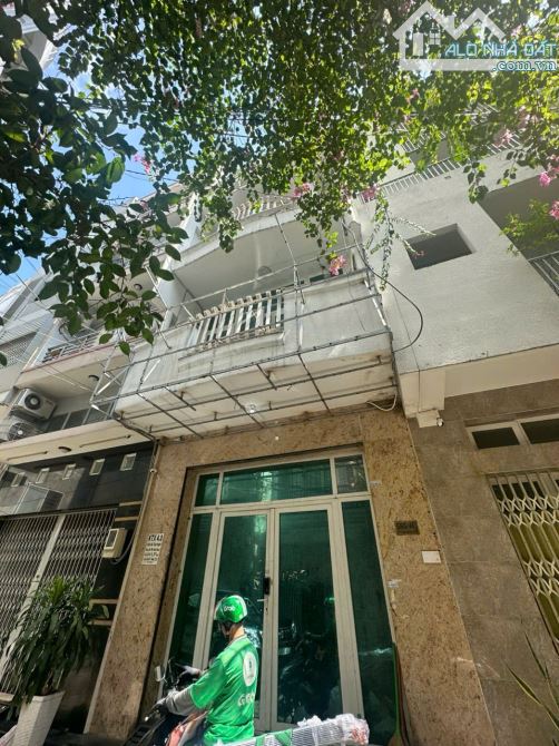 Bán nhà hẻm xe tải Sư Vạn Hạnh hẻm thông Tô Hiến Thành Q10 giá 18,5 TỶ giảm về 16,5 TỶ
