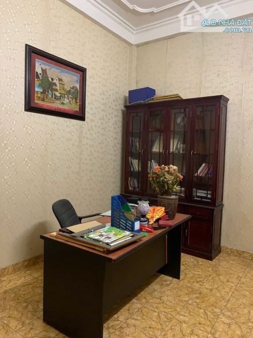 🍒 BÁN CĂN 4 TẦNG NGÕ 4M THÔNG -THOÁNG, CÁCH MẶT ĐƯỜNG ĐINH TIÊN HOÀNG 30M