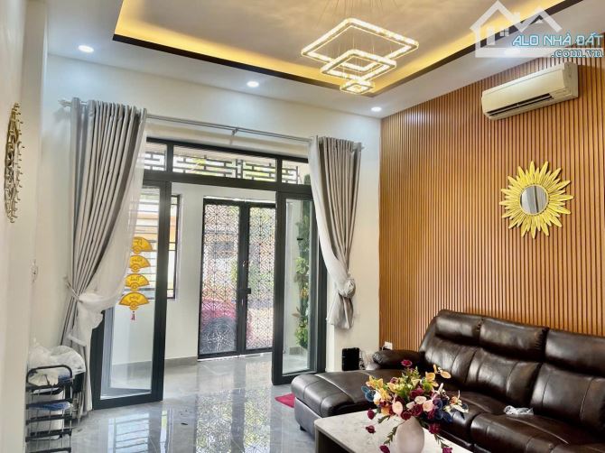 Bán nhà 2 mặt tiền khu 50 căn đường Đào Cử, Cần Thạnh, DT 84m2, full thổ cư, giá 5.4 tỷ